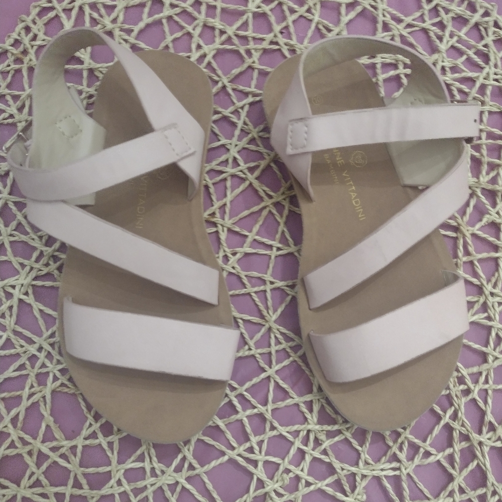 ADRIENNE VITTADINi BAMBINI Pink sandals.